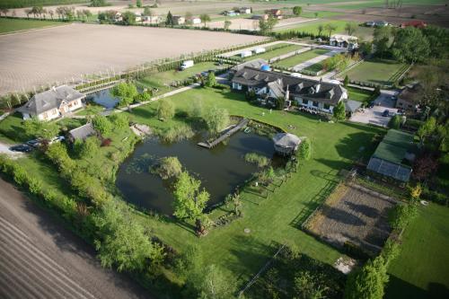 Hostal Dworek Tuszk�wka W Kaputach