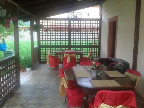 Hostal Pensiunea Nopti De Vara