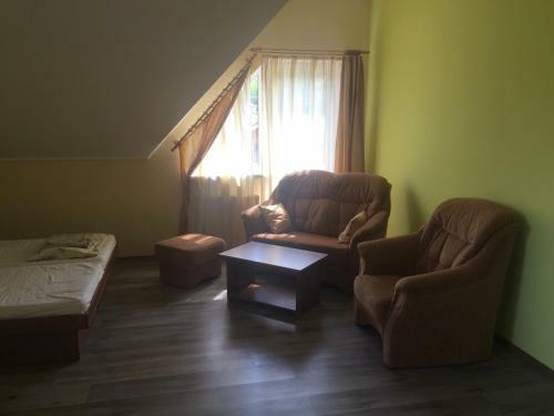 Hostal Hotel Uzlissya