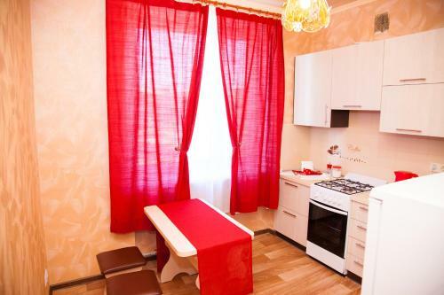 2 Rooms Apartment On Soborny Avenue 182. Luxury Class. Centre