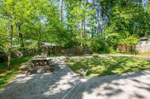 Five-bedroom Decatur (georiga) Holiday Home