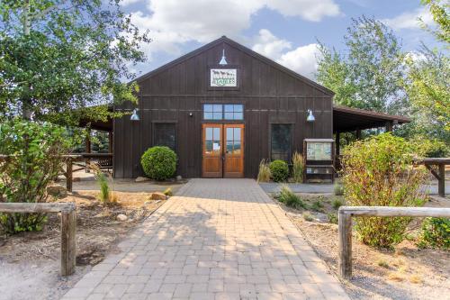 1 Pine Mountain