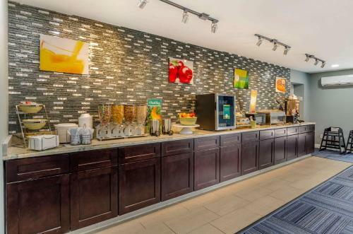 Motel Quality Inn Verona - Staunton North