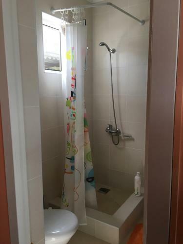 Hostal Guest House On Shakirbay 11