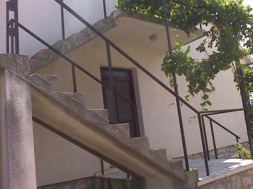 Apartments With A Parking Space Betina, Murter - 11322