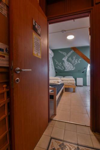 Roger�s Hostel Tel Aviv (age 18-45)