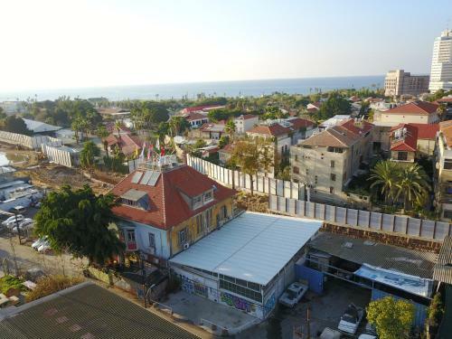 Roger�s Hostel Tel Aviv (age 18-45)