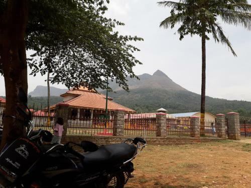Hostal Weekender Homestay