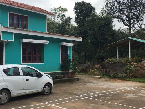 Hostal Weekender Homestay