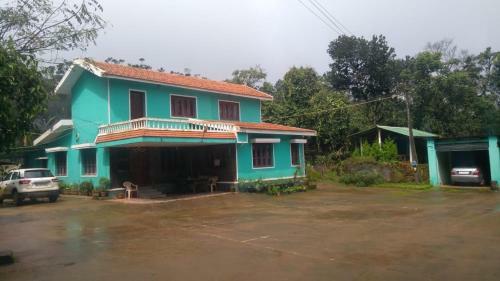 Hostal Weekender Homestay