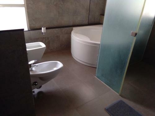 Hostal Amanora Service Apartment