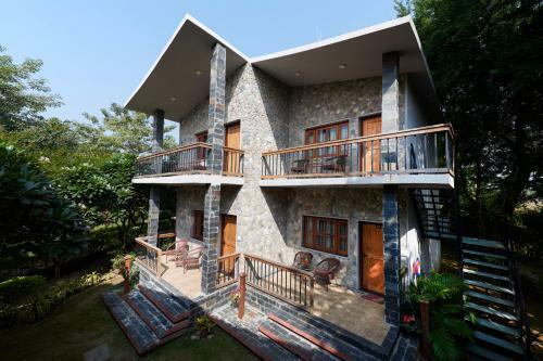 Hotel Acorn Hideaway Resort & Spa