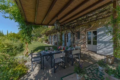 Villa Lucchese