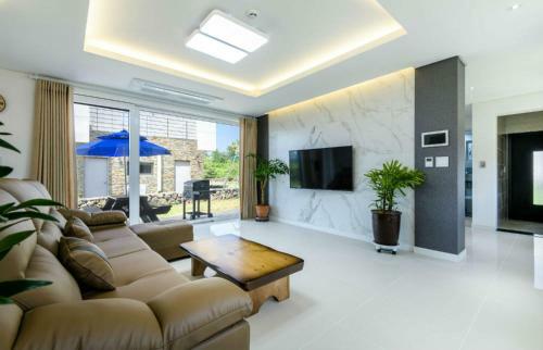 Apartamento Chandelier Pension