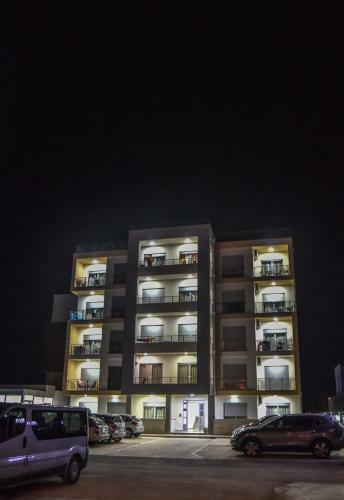 Aria Apartments