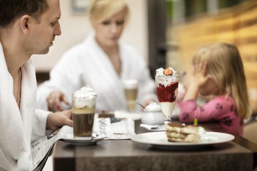 Malinowy Dw�r Hotel Medical Spa