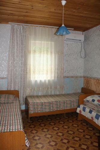 Hostal Chernomorskaya Loza Guesthouse