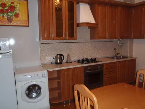 Apartment On Primorskaya 24b