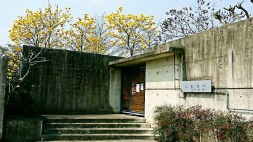 Erchuan Lakeside Cafe Guesthouse