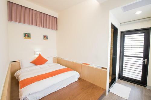 Shangri Longluan Lake One B&B