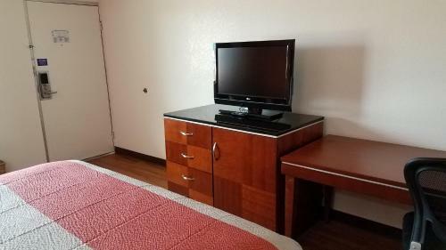 Hotel Motel 6 Alma, Ar