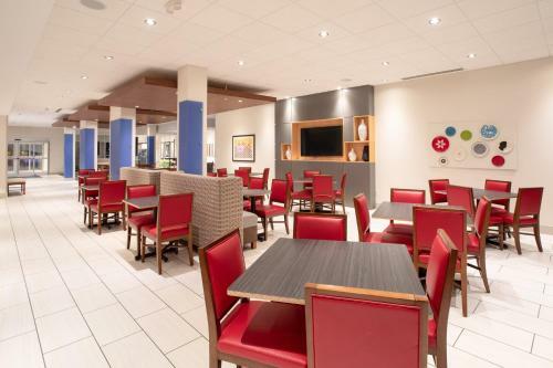 Hotel Holiday Inn Express & Suites - Sterling