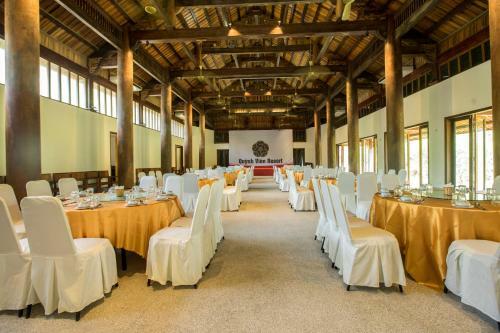 Hotel Qu?nh Vi�n Resort