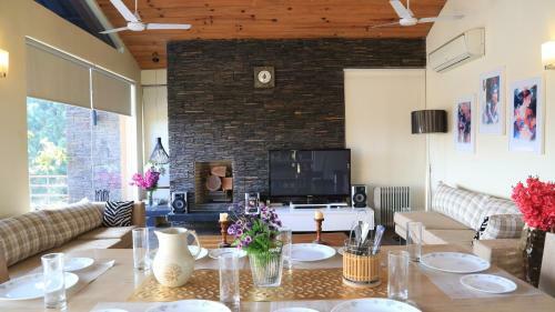 Vaanya Villa By Vista Rooms