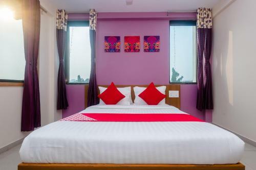 Oyo 26179 Hotel Shivrai