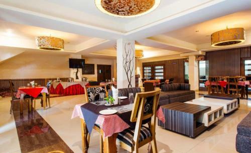 Hotel Genx Aravali, Alwar