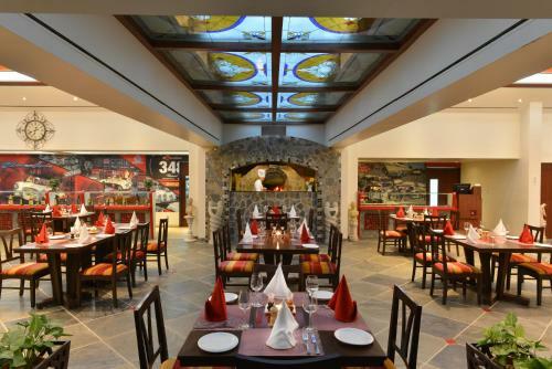 Hotel Madhubhan Resort & Spa