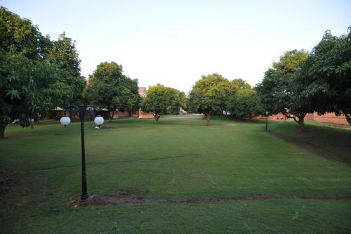 Hotel Madhubhan Resort & Spa