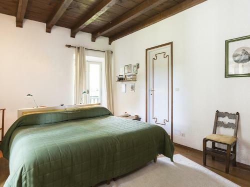 Lesa Villa Sleeps 8 Pool Air Con Wifi
