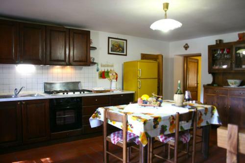Santa Maria Alla Rassinata Villa Sleeps 15 Pool