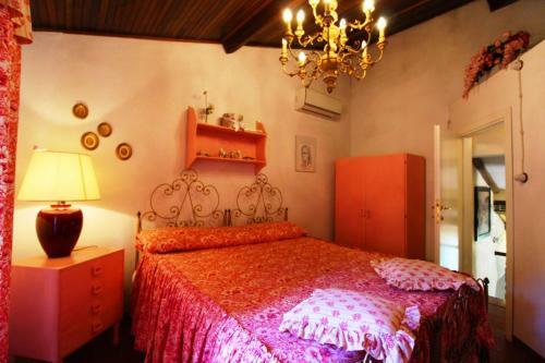 Torricella Villa Sleeps 4 Pool Air Con Wifi