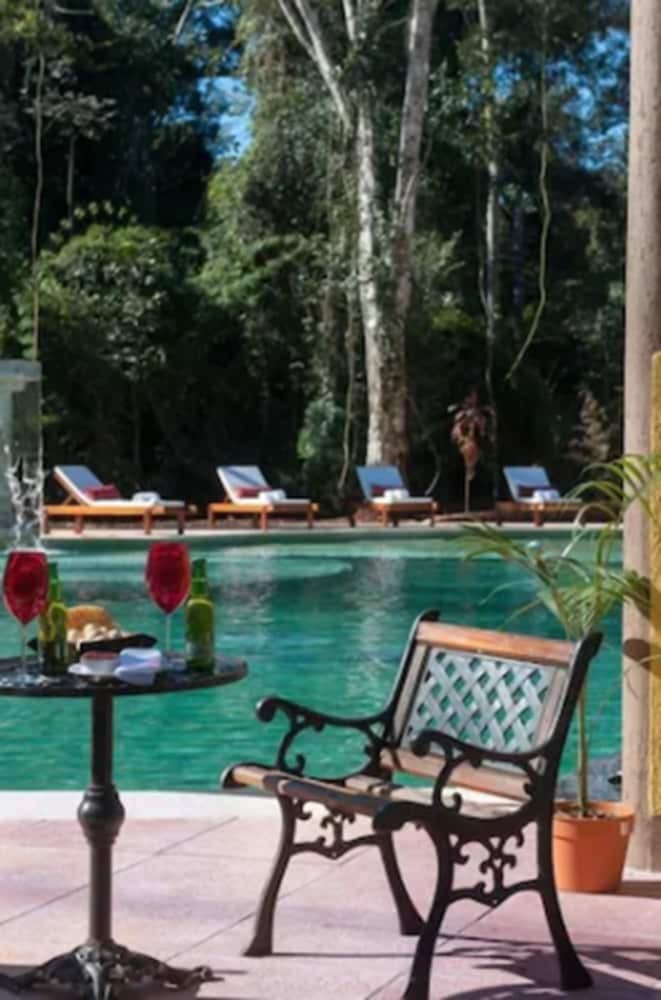 Yvy Hotel De Selva