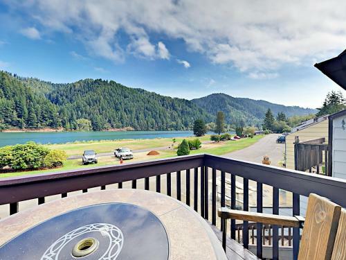 Apartamento 43605 State Hwy 38 Condo Unit 22
