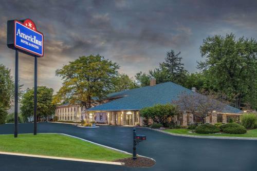 Hotel Americinn By Wyndham Delafield