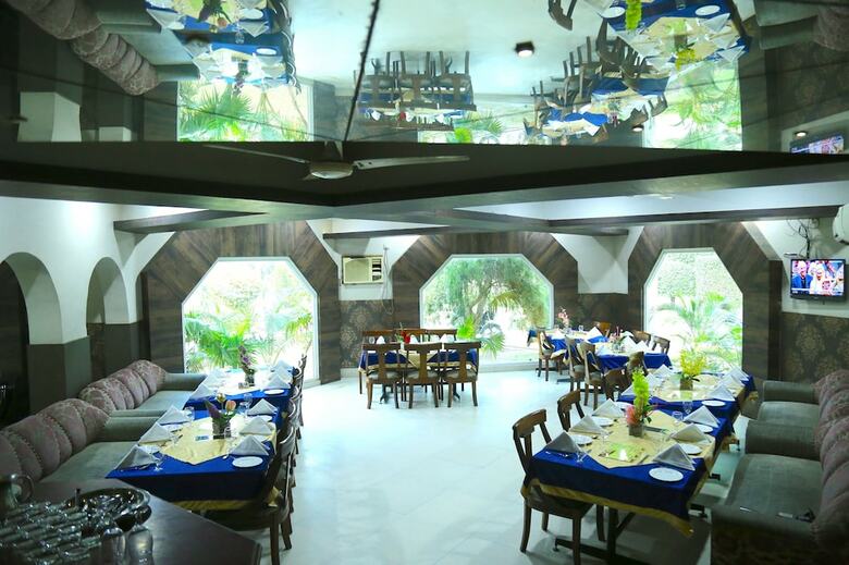Kingdom Hotel