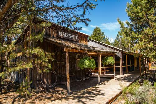 Bend-sunriver Camping Resort Cottage 3