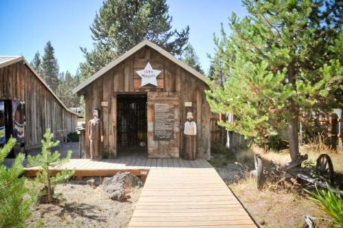 Bend-sunriver Camping Resort Cottage 3