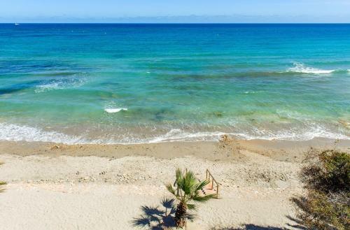 Punta Prima Apartment Sleeps 5 Pool Air Con Wifi