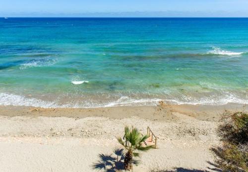 Punta Prima Apartment Sleeps 4 Pool Air Con Wifi