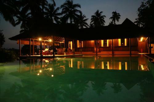 Hotel Vismaya Lake Heritage