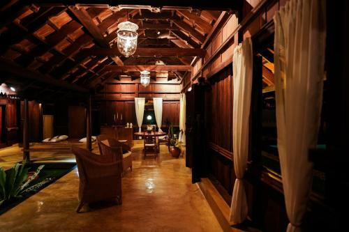 Hotel Vismaya Lake Heritage