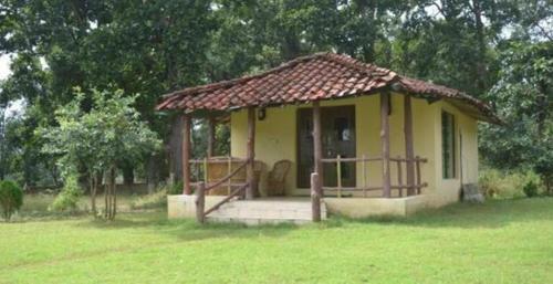 Hotel Royal Bamhni Holiday Resort