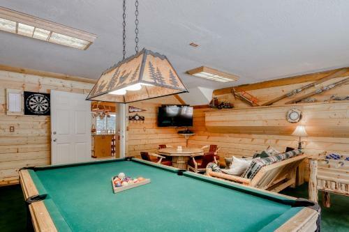 Regatta Chalet