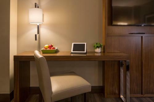 Hotel Omaha Marriott Downtown At The Capitol District