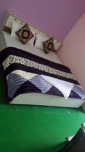 Hotel Tarkeshwarm Hill View Resort