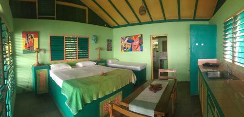 Hotel Banana Shout Resort